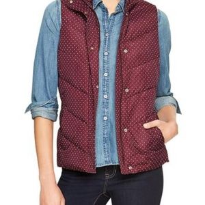 GAP puffer vest - wine/pink polka dots - M
